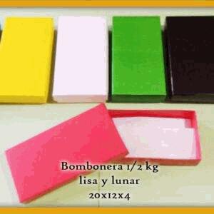 BOMBONERA PLAST. 1/2